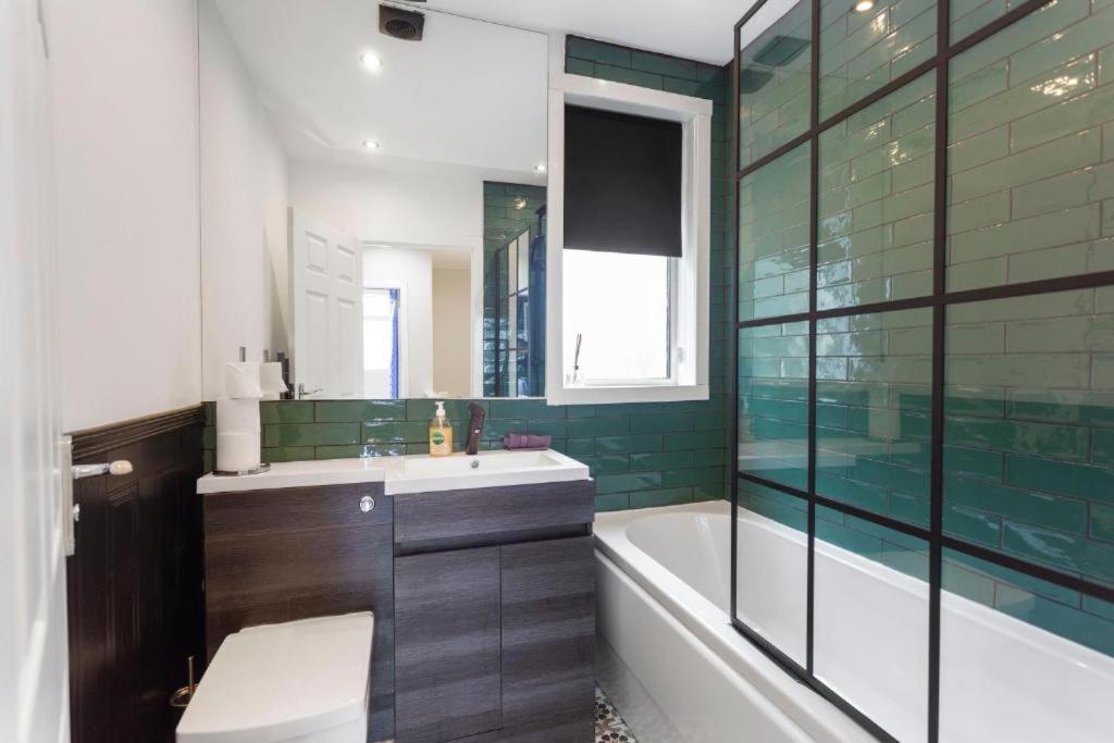 Stylish 3 Bed Edinburgh Abode-Parking And Garden Apartamento Exterior foto